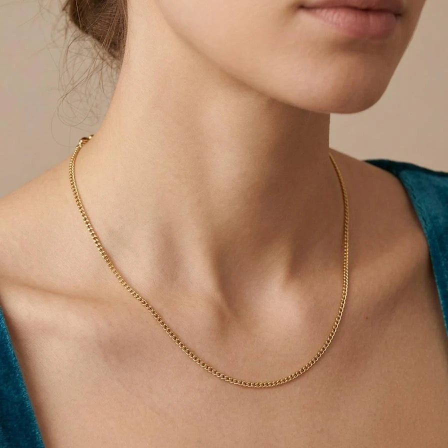 Minimal Gold Chain Necklace