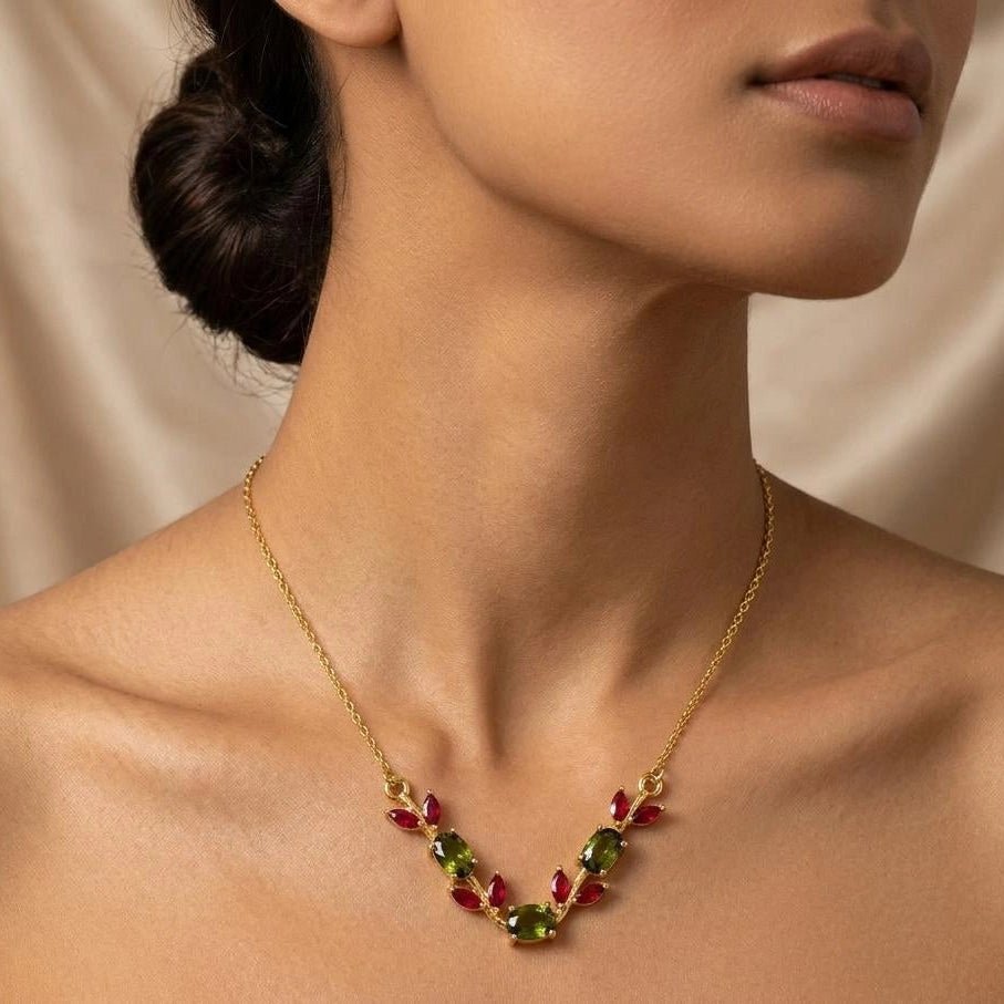 Minimal Shell Pendant Necklace