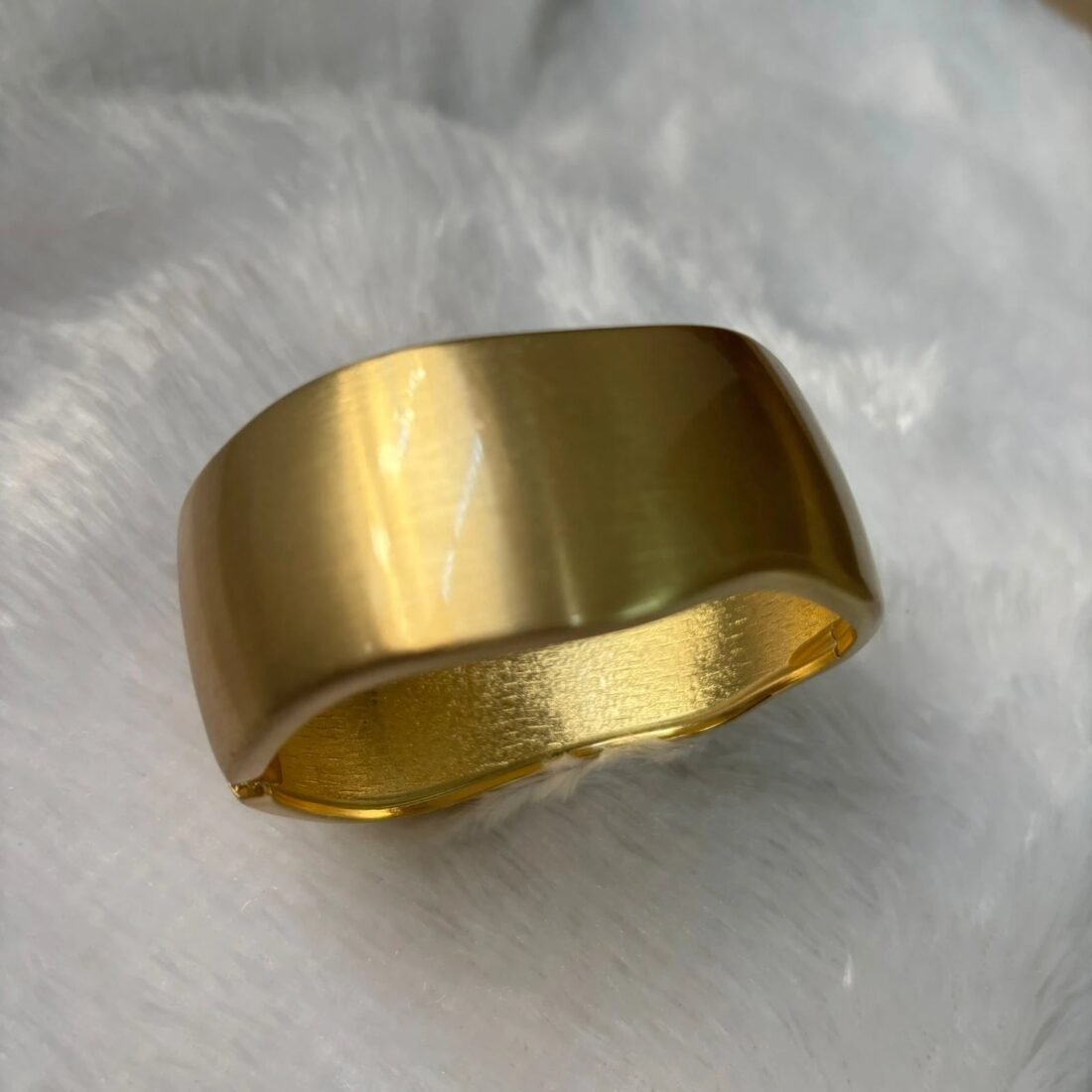 Velora Satin Gold Finish Kada