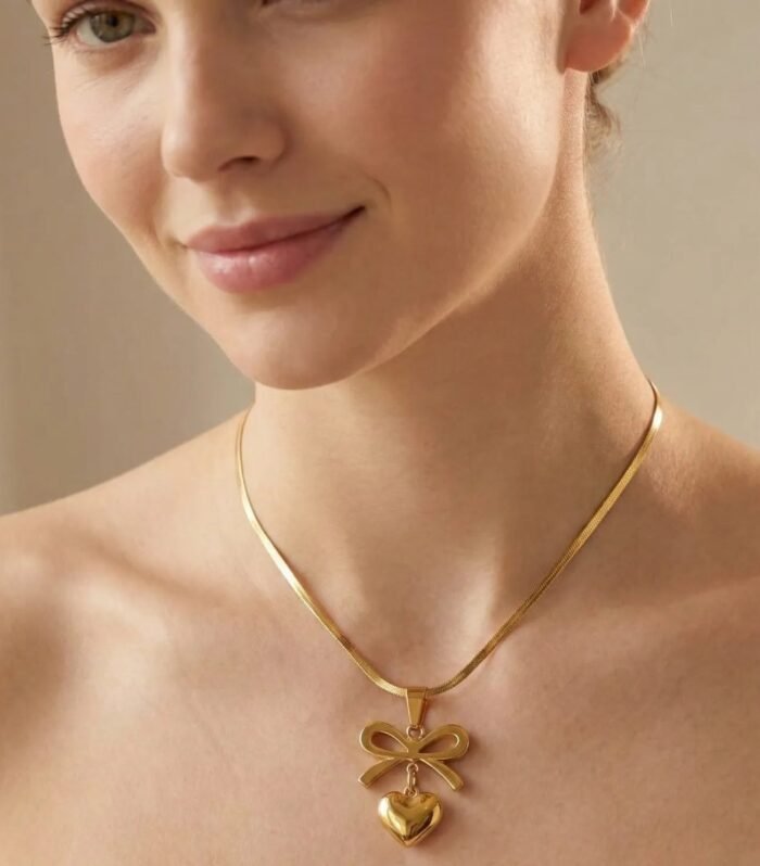 Golden Snake chain Bow Heart Necklace