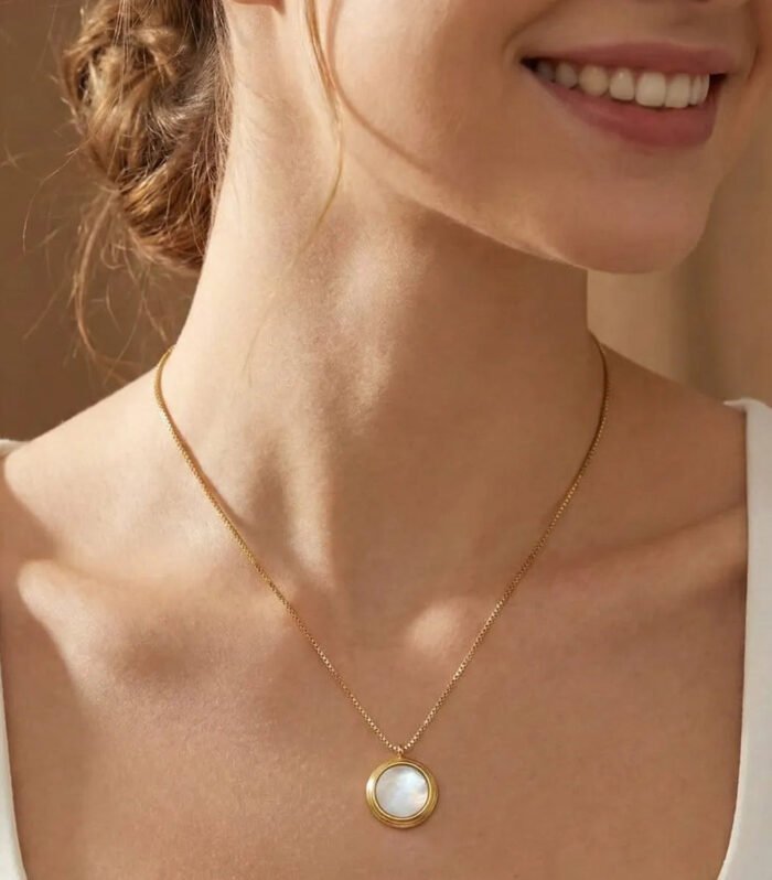 Pearl Ring Pendant Necklace