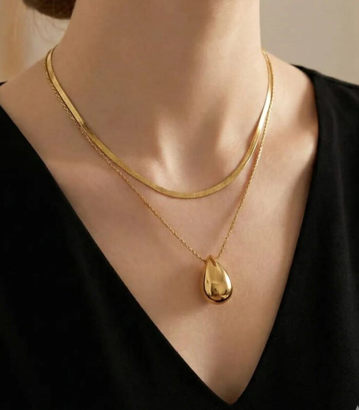 Golden Teardrop Pendant Necklace