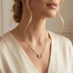 Golden bow Necklace