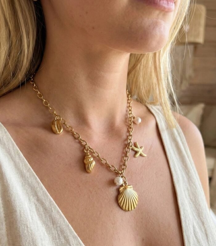 Sea Shell Starfish Gold Charm Necklace