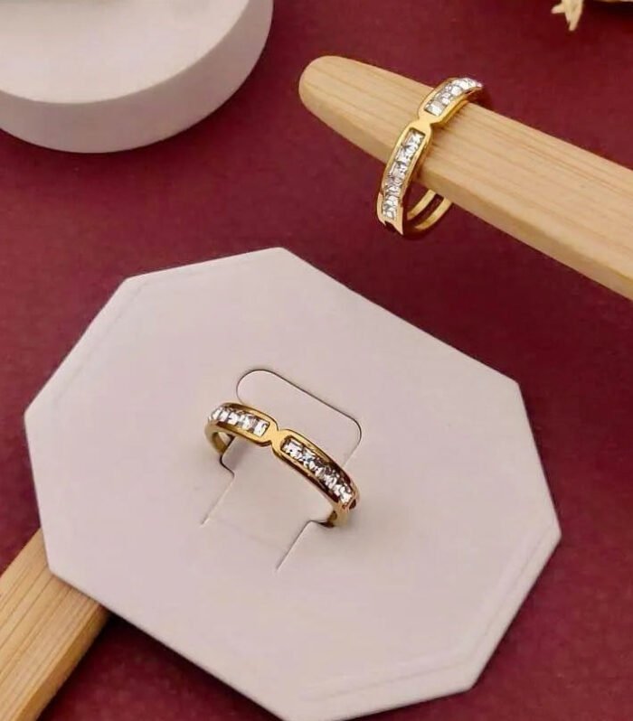 Elegant Stone-Band Anti-Tarnish Ring