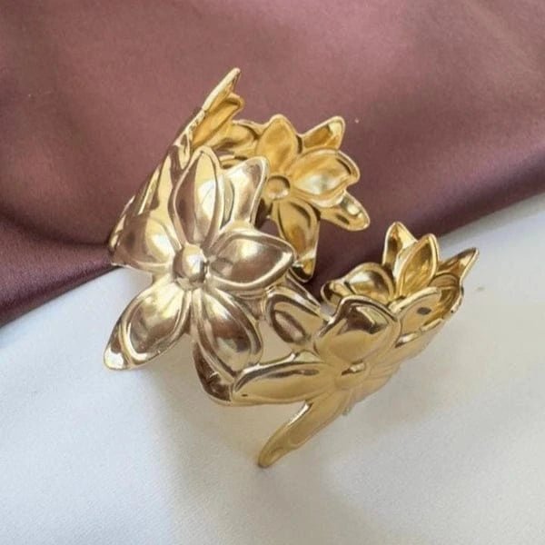 Bloom Sculpture Kada