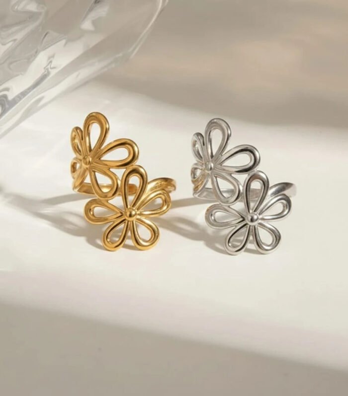 Bloom Petal Duo Ring