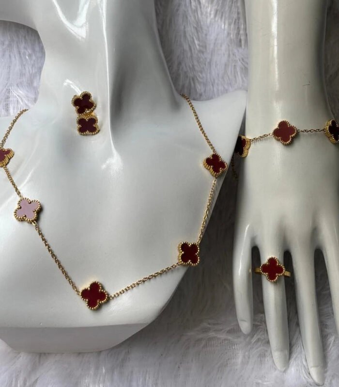 Viva Red Clover Gold Necklace & Earring Set