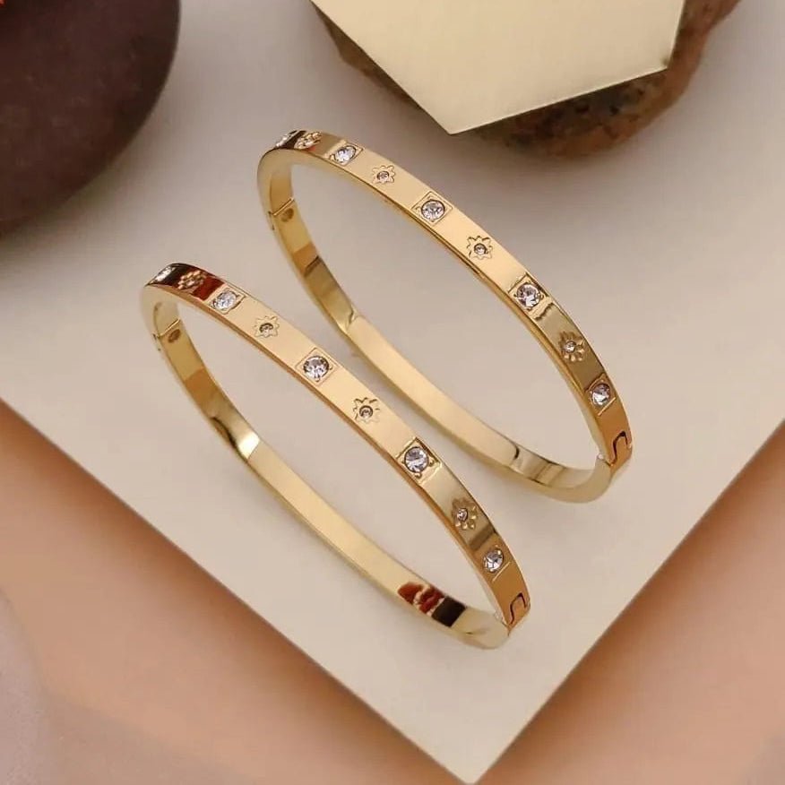 Flower Motif and Diamond Embellishments kada