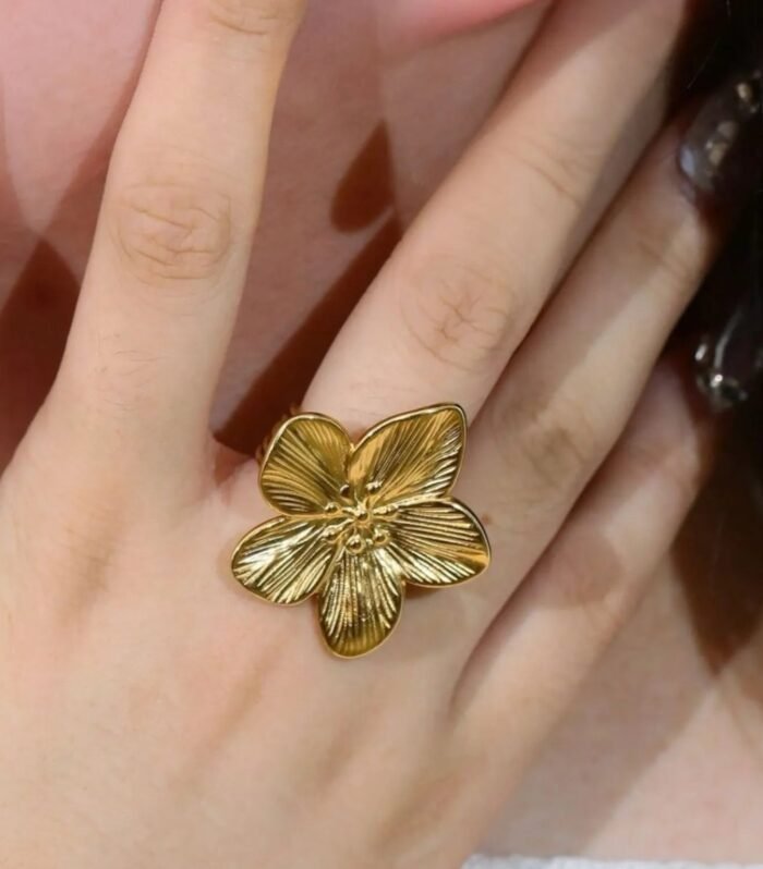 Golden Flower Anti-Tarnish Ring