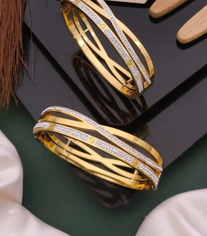 Crystal Waves Kada