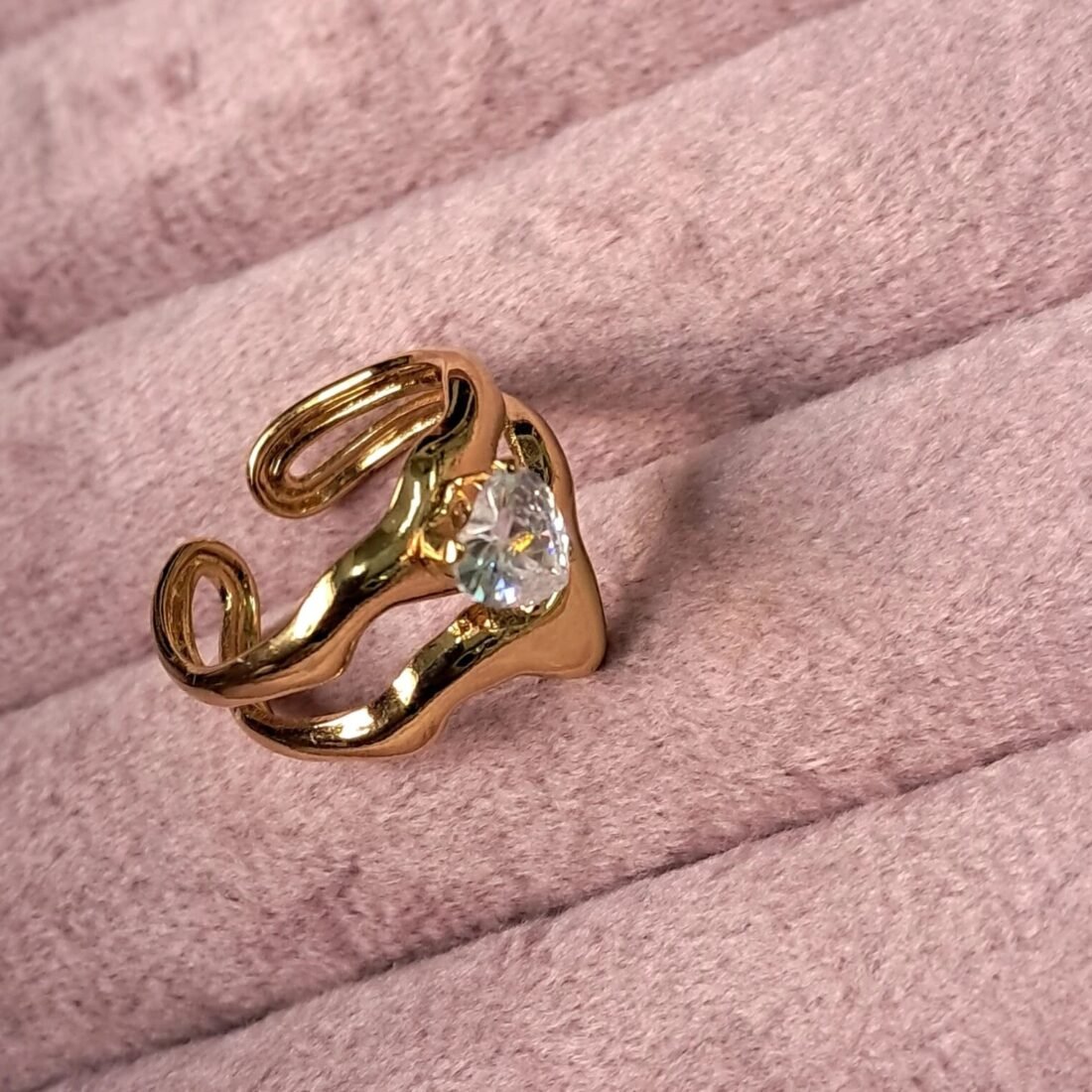 Dual Heart Wave Diamond Ring