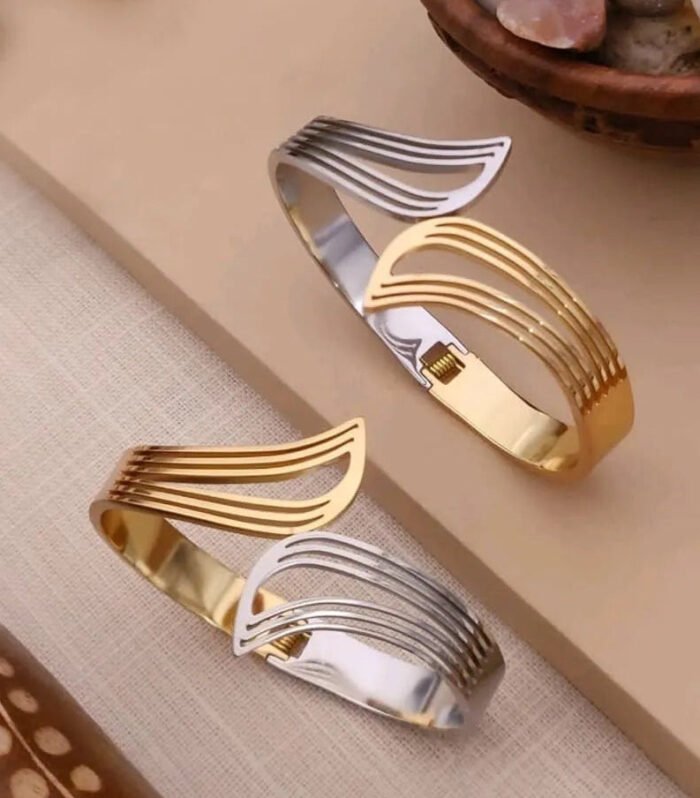 Elegant Dual-Tone Cuff Kada