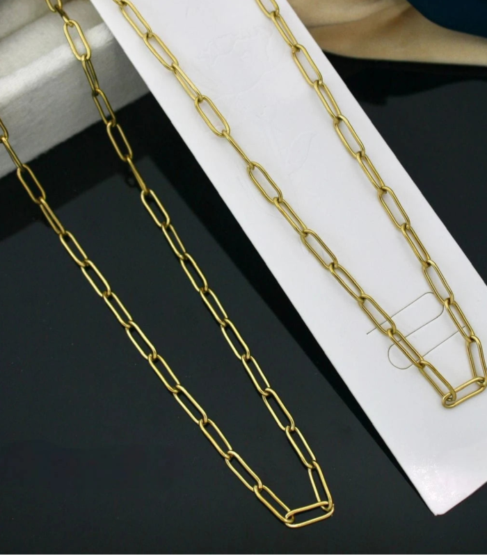 Elara Elongated Link Gold Chain Necklace
