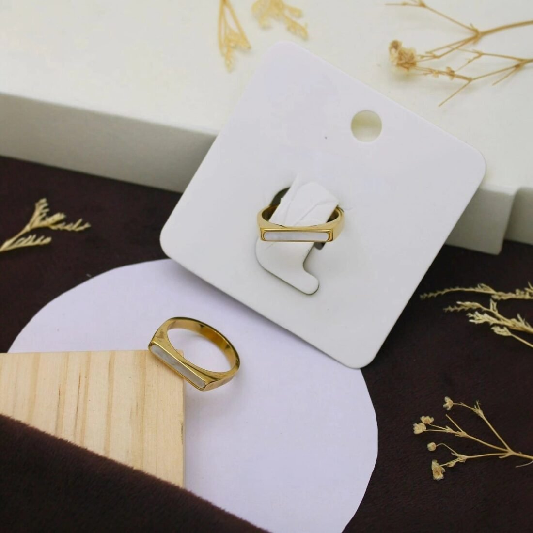 Elysian Bar Gold Ring