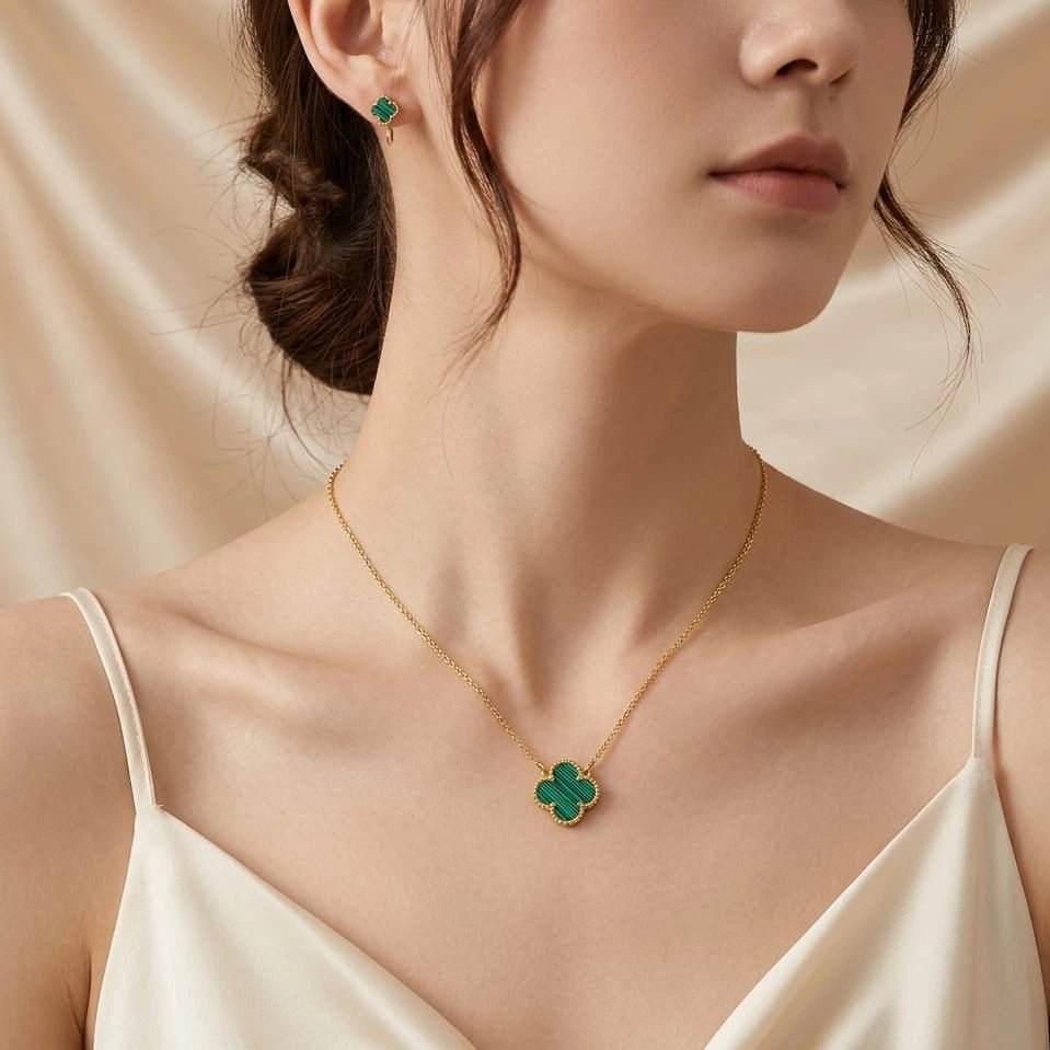 Emerald Clover Grace Necklace