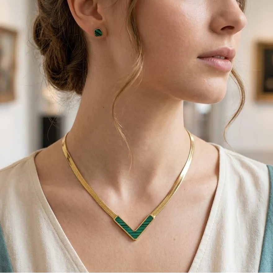 Emerald V Herringbone Necklace