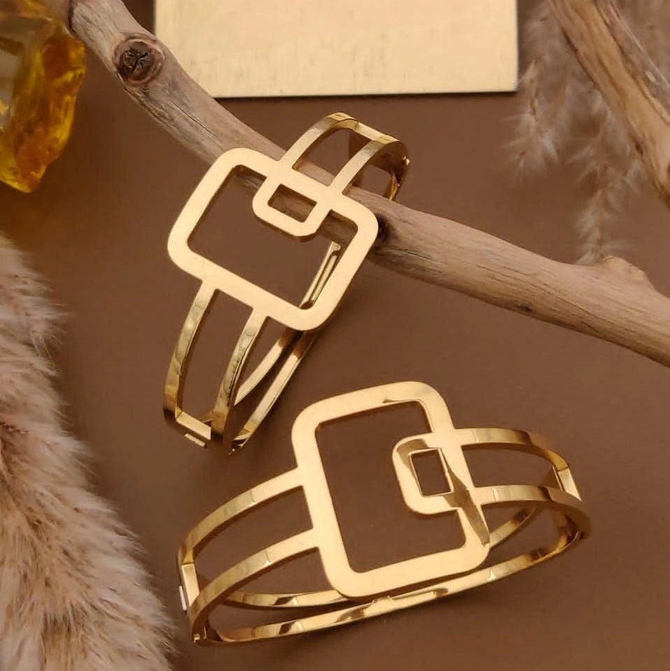 Geometric Luxe Square Kada