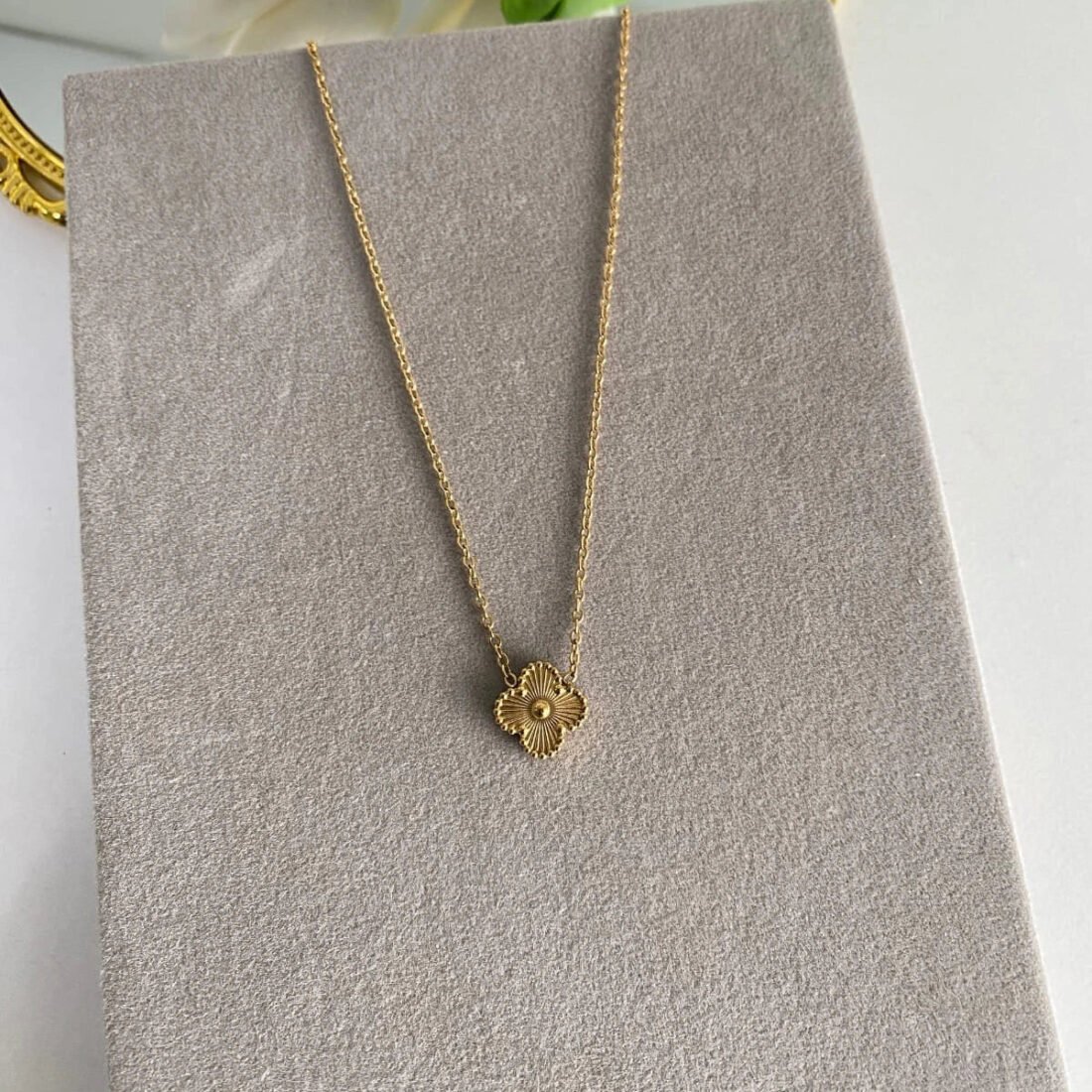 Golden Bloom Elegance Necklace (Mini)