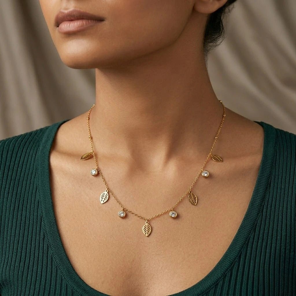 Golden Leaf Charm Tanmaniya