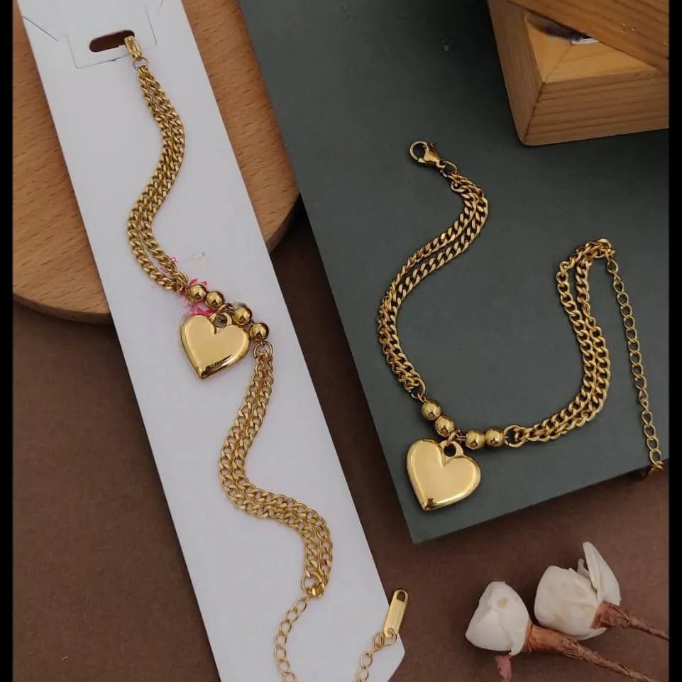 Amoura Golden Heart Bracelet