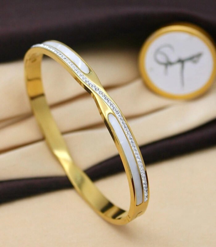 Ivory Crystal Wave Kada