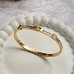 Luxe Crystal Emblem Kada