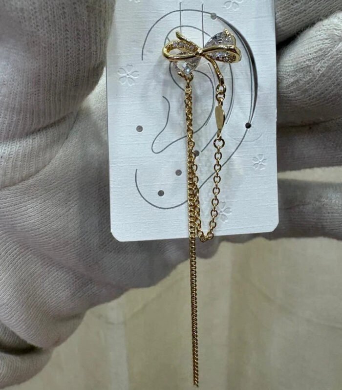 Lyrisse Bow Chain Ear Cuff