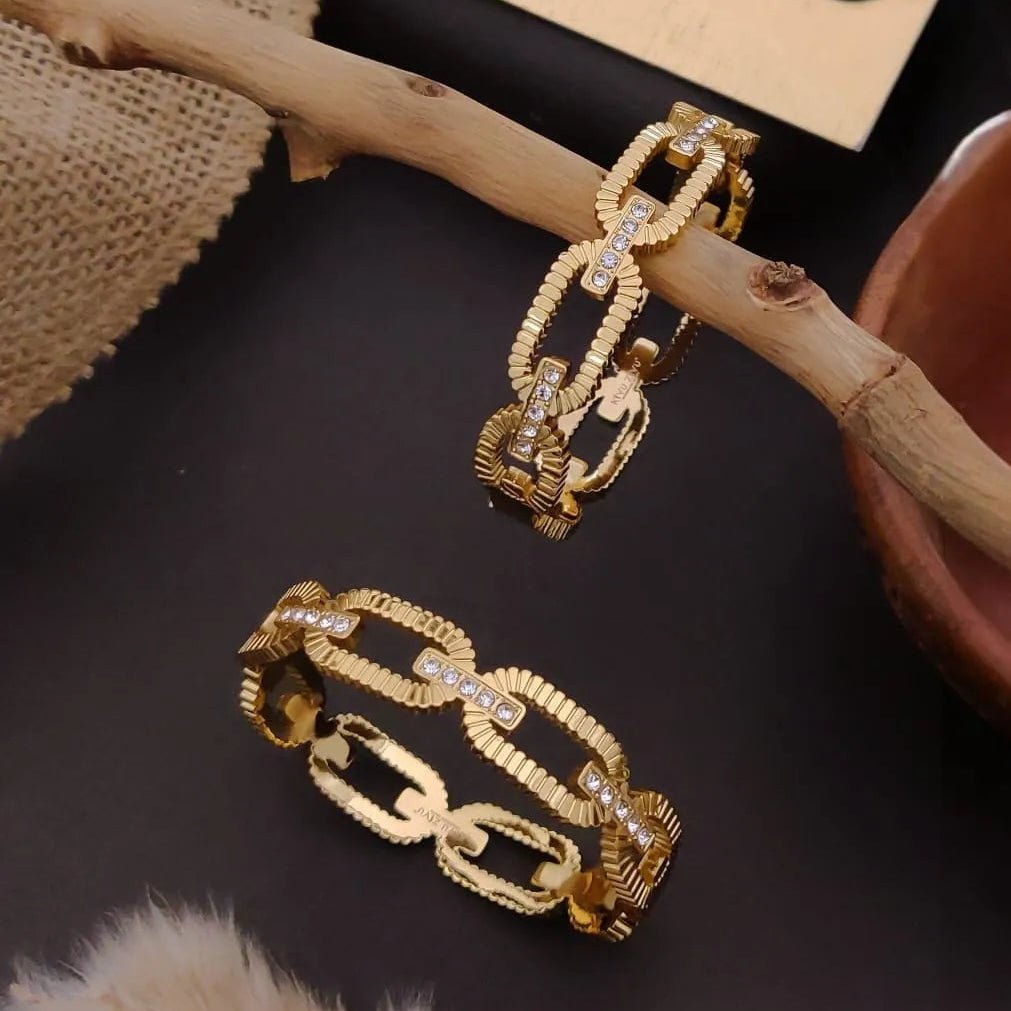 Ornate Link Crystal Gold Kada
