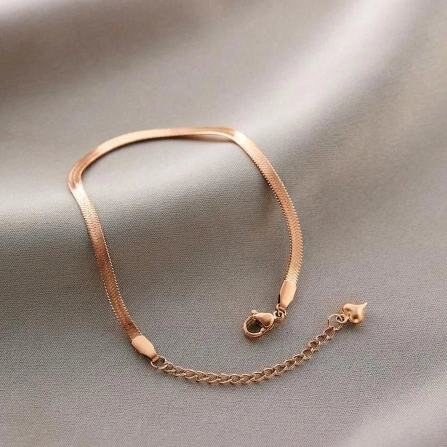 Roselle Snake Chain Bracelet