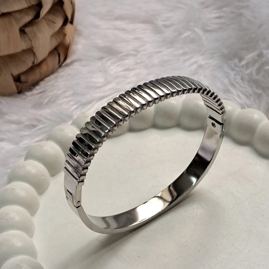 Silver Ridge Texture Kada