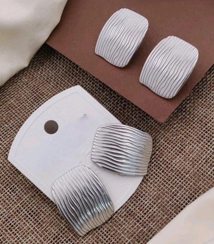 Silver Ripple Square Stud Earrings