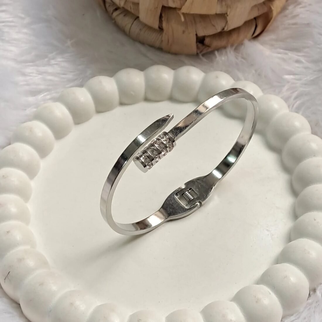 Silver Spike Crystal Kada