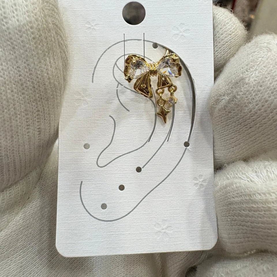 Stellique Bow Star Ear Cuff