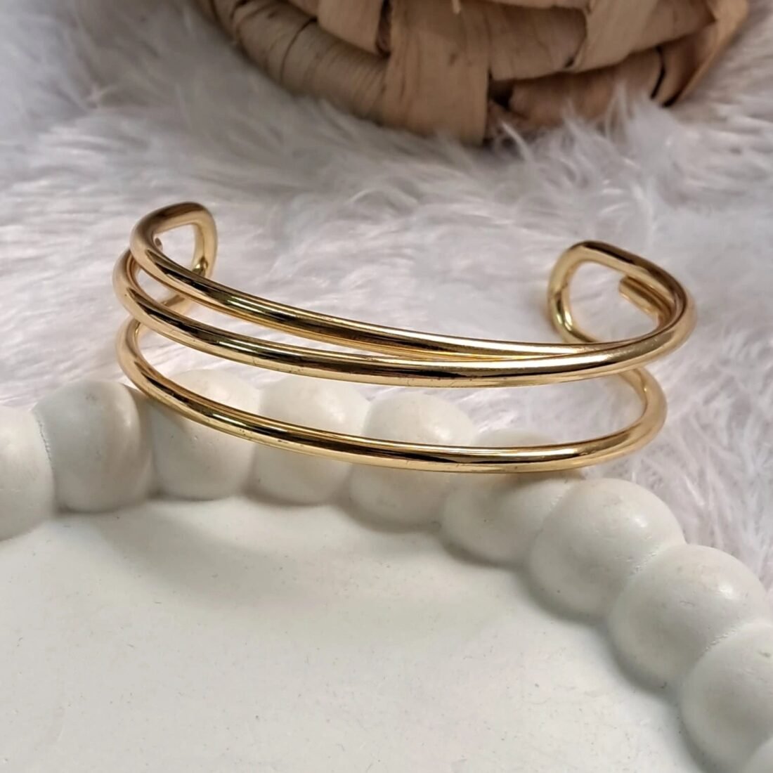Minimal Golden Cuff Kada