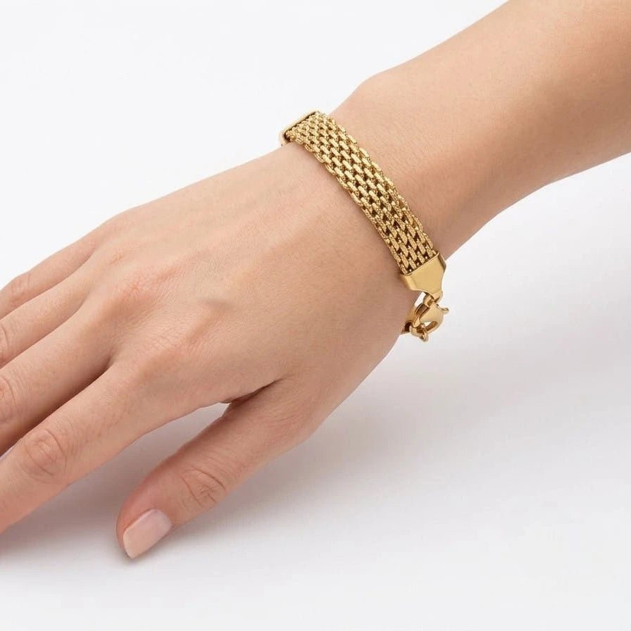 Veltrique Golden Weave Bracelet